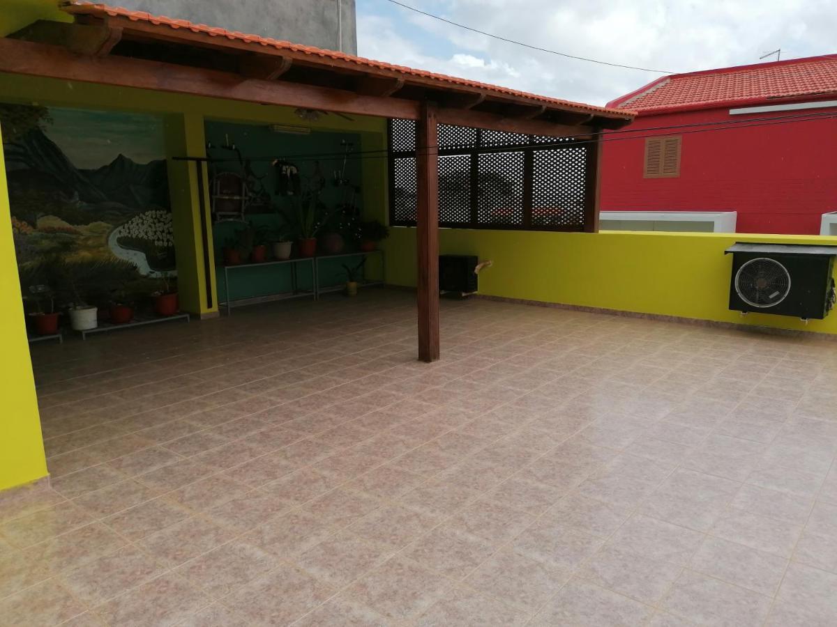 Residencial Chez Flor Apartamento Porto Novo Exterior foto